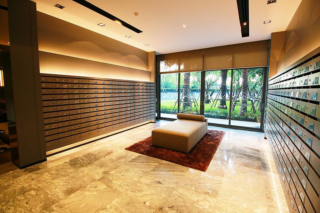 Ideo Mobi Eastgate Bangna By Winnie Bangkok Buitenkant foto